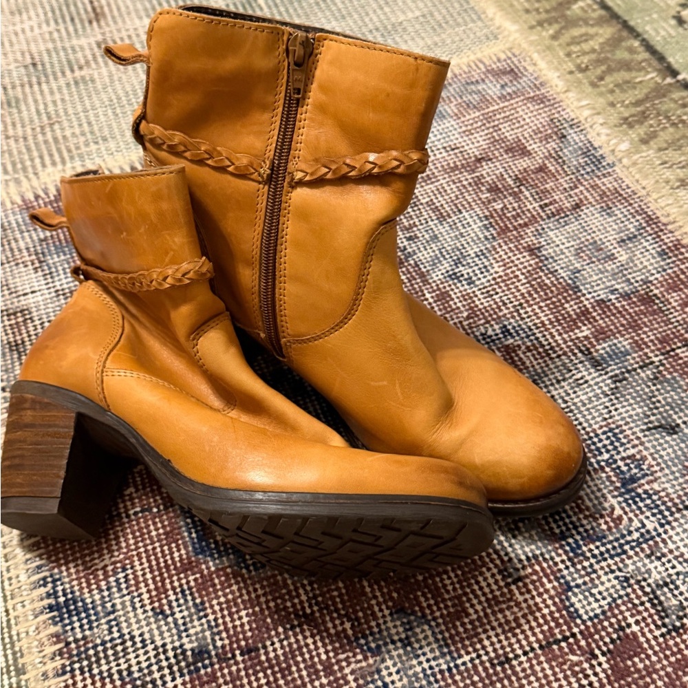 Women's Tan Ankle Boots, The walking company